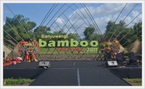 Kostum Berbahan Dasar Bambu Dipamerkan di Banyuwangi Bamboo Festival 2019