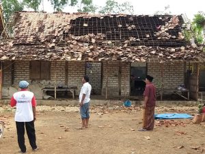 Angin Puting beliung Porak Porandakan Belasan Rumah Warga Desa Kanjer dan Kodak, Torjun