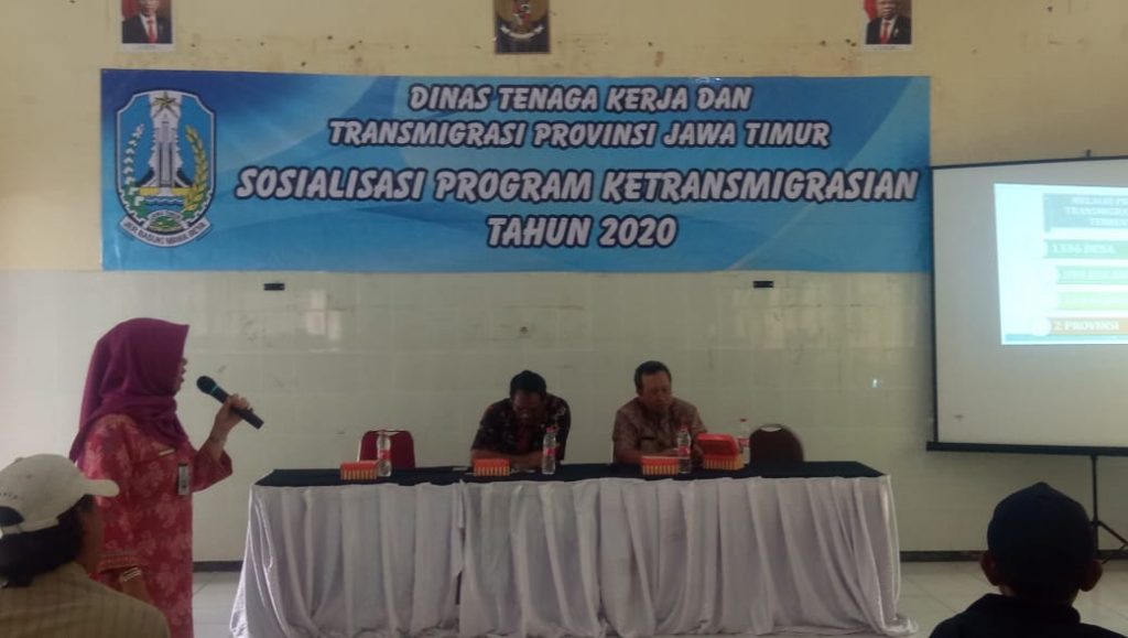 Disnakertrans Jatim Telah Berangkatkan 169 KK Transmigran Asal Sampang Ke Sulawesi