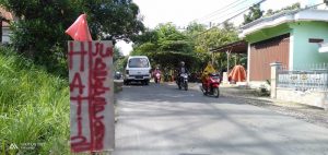 Baru Seumur Jagung Proyek Tambal Sulam Ruas Jalan Provinsi Sampang – Ketapang Sudah Rusak