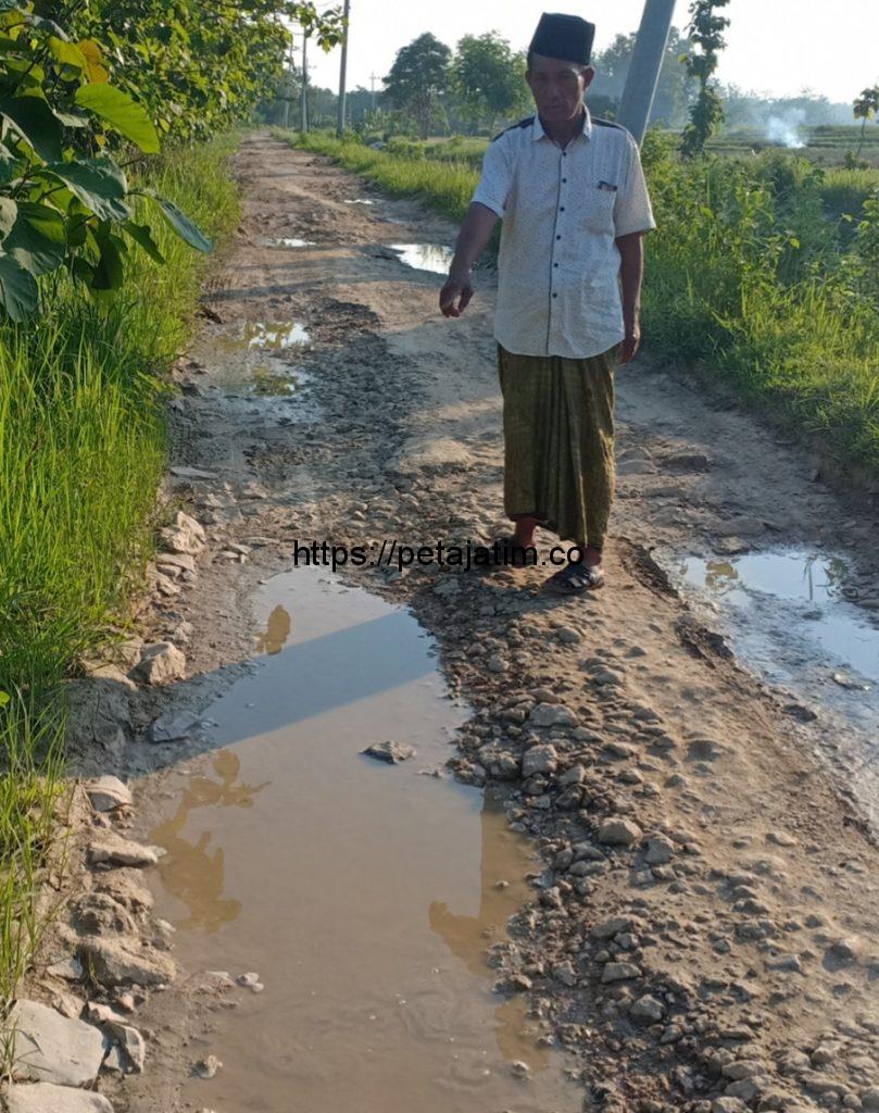 Kondisi Jalan Poros Desa Karah Dibiarkan Rusak Parah, Bertahun-tahun Tak Tersentuh Pembangunan