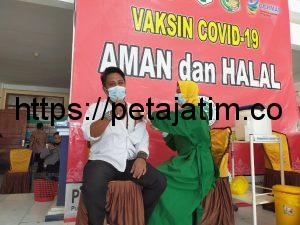 Ketua DPC Projo Sampang Herman Hidayat Ajak Masyarakat tak Takut Divaksin
