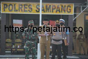 Wabup Sampang Pimpin Apel Pamor Keris di Polres Sampang, Antisipasi Penyebaran Omicron