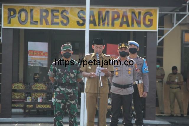 Wabup Sampang Pimpin Apel Pamor Keris di Polres Sampang, Antisipasi Penyebaran Omicron