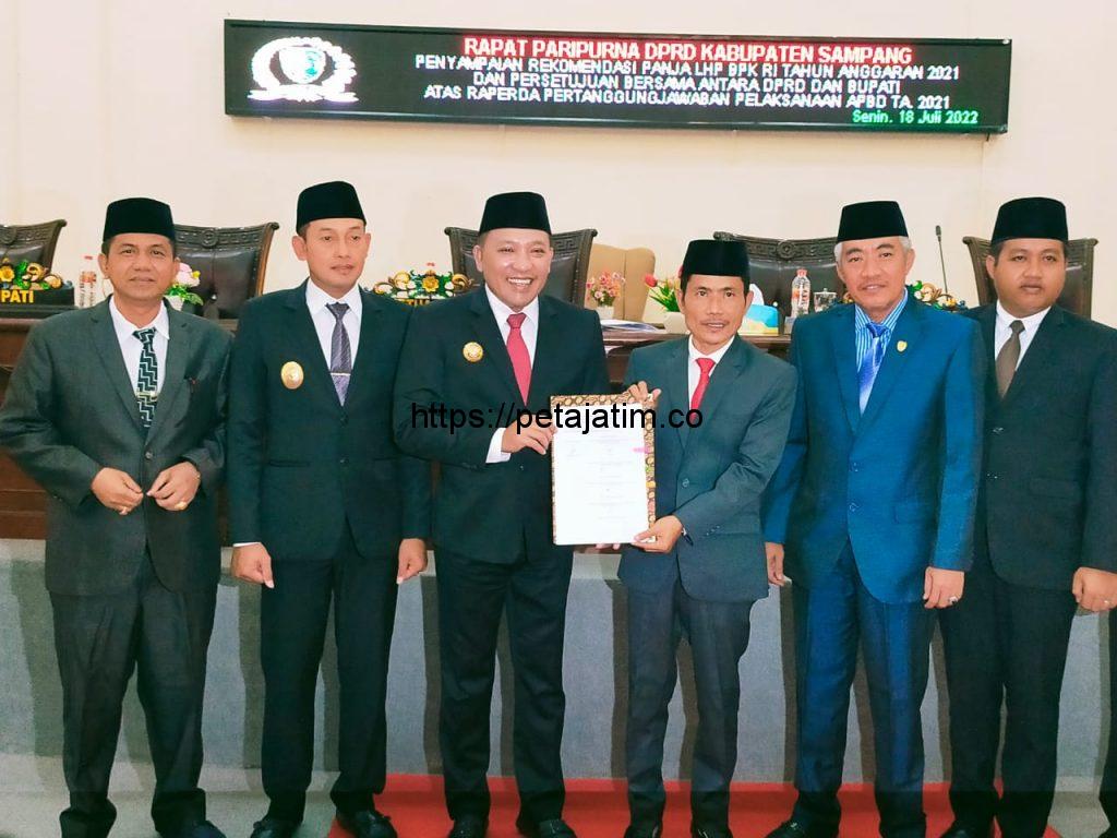 DPRD Sampang Setujui Reperda Pertanggungjawaban Pelaksanaan APBD 2021