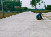 Pelaksana Proyek Jalan Panggung-Pangilen Sampang Kangkangi Petunjuk Dinas