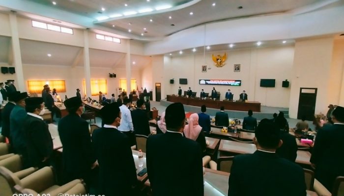 DPRD Sampaikan Enam Rekomendasi LHP BPK RI TA 2022 Kepada Bupati Sampang