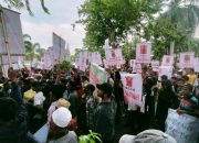 Ribuan Massa Dukung Pj Bupati Sampang Rudi Arifiyanto