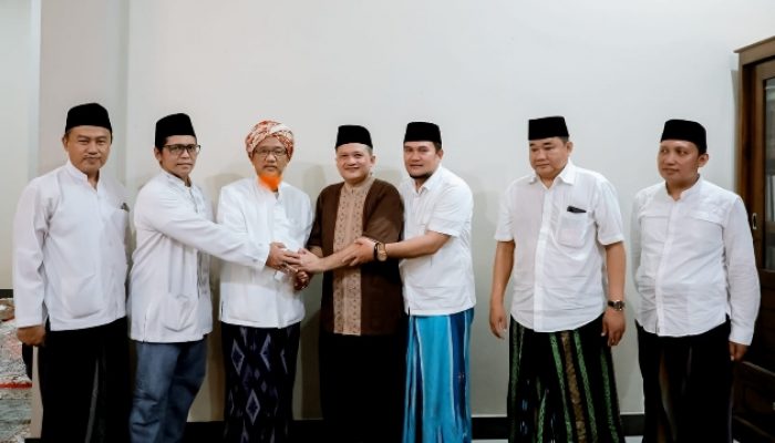 Pj Bupati Rudi Arifiyanto Jalin Silaturahmi dengan Tokoh Ulama Sampang