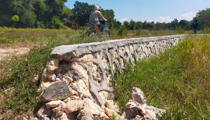 Baru Dibangun, Plengsengan Senilai Rp136 Juta di Sampang Rusak