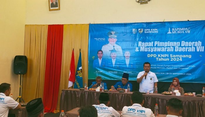 Kembali Nahkodai KNPI Sampang, Ra Huda Ajak Pemuda Mengabdikan Diri untuk Masyarakat